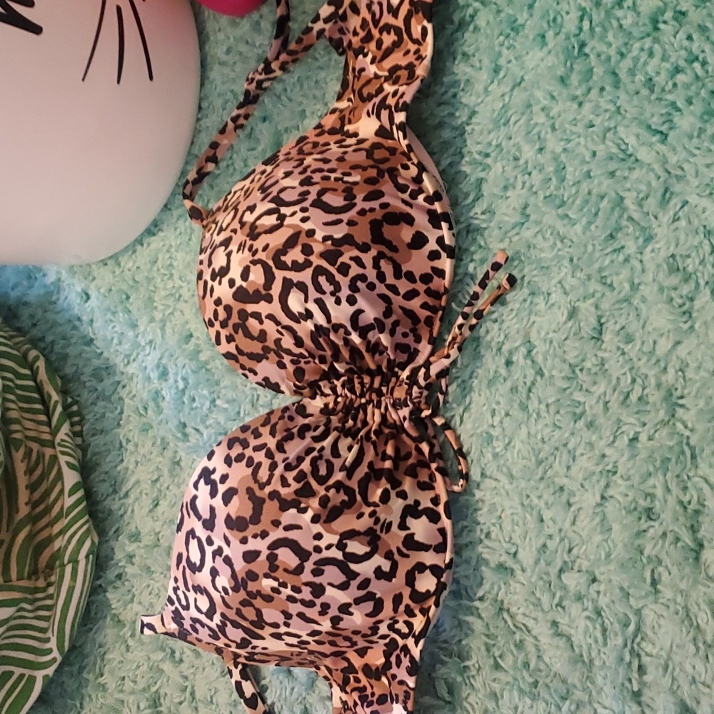 Shade & Shore Leopard Print Bikini Top